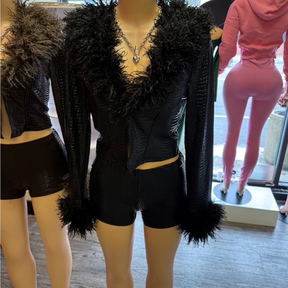 Jackets & Blazers - Black Faux Fur Trim Jacket Shorts Set